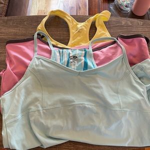 Champion bundle 3 XL tanks with shelf bra